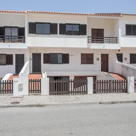 Helio Baleal House Vila *